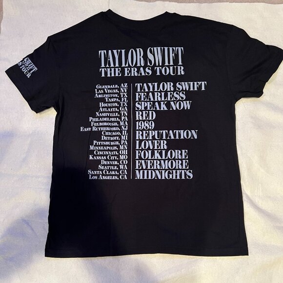 New TAYLOR SWIFT THE ERAS TOUR THROUGH LA BLACK T-SHIRT Medium Double Sided - Picture 2 of 4